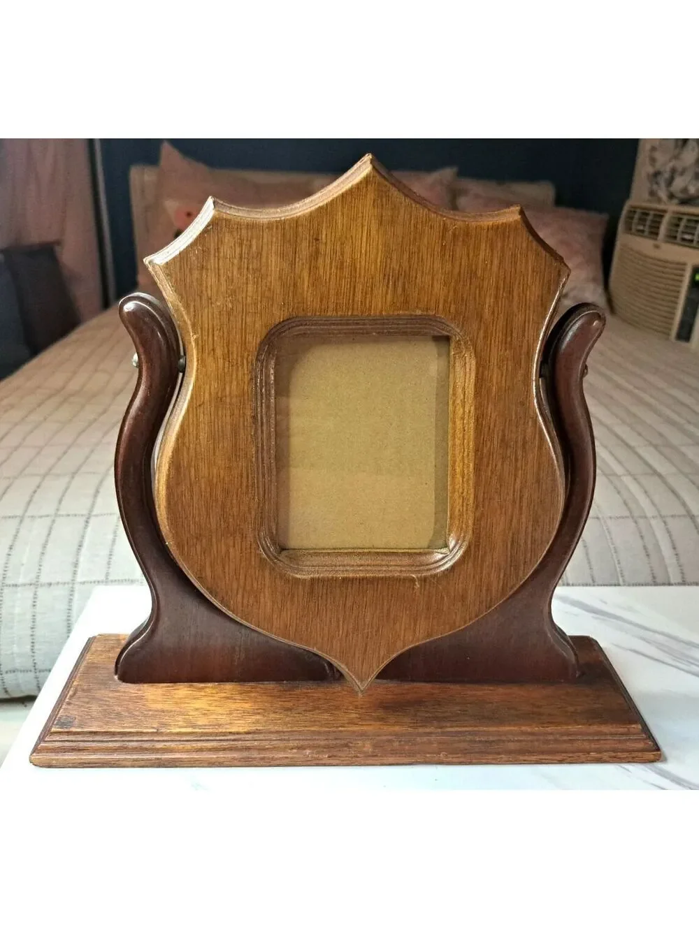 Vintage Solid Wood Swivel Shield/Crest Shaped Picture Frame